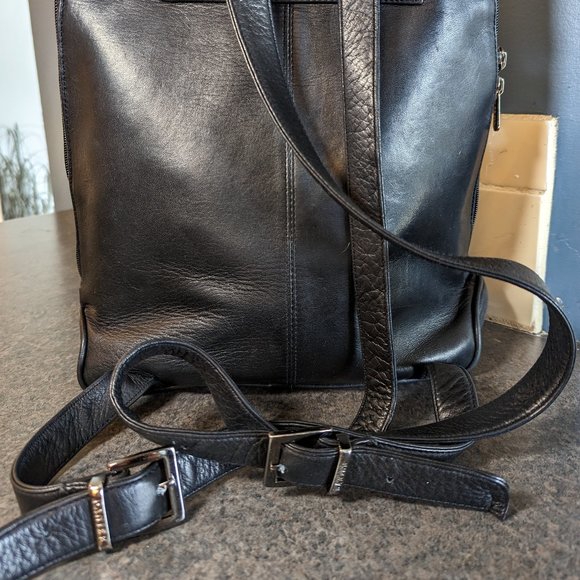 Danier Leather Backpack - Picture 2 of 12